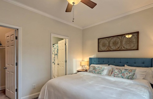 Clarkesville Casa | Clarkesville Hideaway- in-town yet private