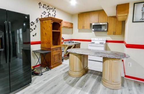 Clarksburg Apartamento | Clarksburg Getaway Near DC and Baltimore Sights!