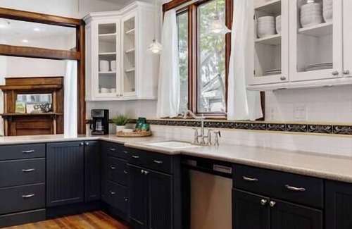 Clarksville Casa | Clarksville Charm - 5 BR / 3.5 Bath + Game Room