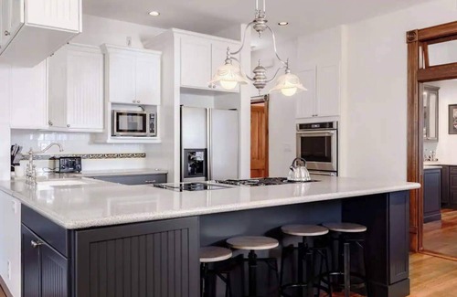 Clarksville Casa | Clarksville Charm - 5 BR / 3.5 Bath + Game Room