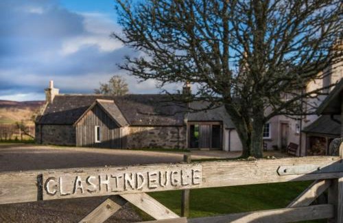Grantown-on-Spey Casa | Clashindeugle Farmhouse & Annex
