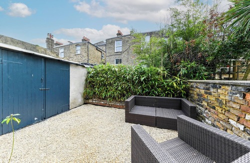 Queen's Park Apartamento | Classic 2bed Victorian Central London Retreat