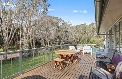 Amity Point Casa | Classic Beach Shack in a Quiet Bush Dune Setting