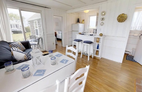 Barnstable County Cabaña | Vistas de Sandy Neck desde esta casa de 2 dormitorios