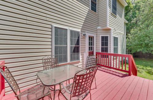 North Chesterfield Casa | Classic Colonial Home with Private Yard in Richmond!