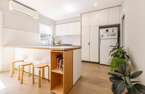 Flemington Casa | Classic Comforts Moments to Flemington Racecourse