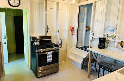 Skaneateles Casa | Classic Cottage on Skaneateles Lake!