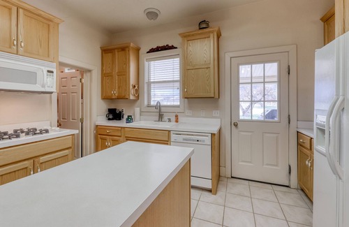 Parowan Casa | Classic home near national parks & skiing with orchard, gas grill, & free WiFi