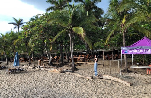 Playa Negra Cabina | Classic jungle cabin minutes from the beach surrounded by beautiful nature