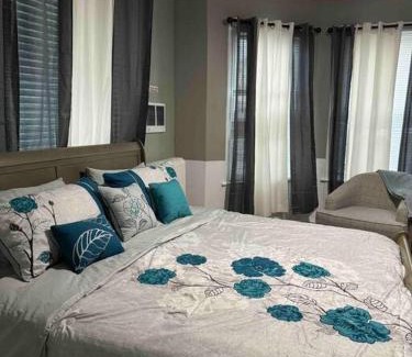 Schenectady Apartamento | Classic King Suite Apartment