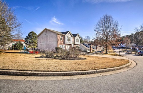 Lithonia Casa | Classic Lithonia Home - Near Golf and Stone Mtn