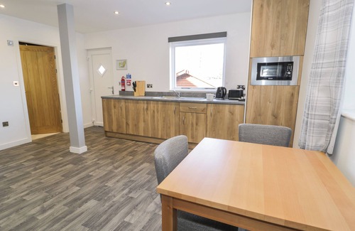 Meliden Cabaña | CLASSIC LODGE 31, family friendly, with pool in Dyserth
