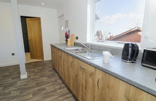 Meliden Cabaña | CLASSIC LODGE 31, family friendly, with pool in Dyserth
