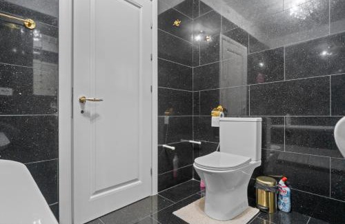 Vitan Apartamento | Classic Luxury at Bucharest Mall