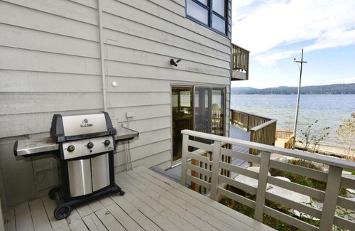 McCall Casa | Classic McCall Lake House by Casago McCall - Donerightmanagement
