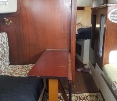 Miami Alquiler De Eote | Classic Sailboat 30’