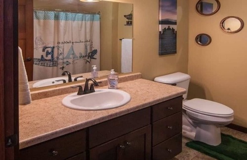 Crandon Condominio | Propiedad frente al mar con clase en el lago Metonga