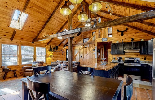 Beaver Cove Casa | Classic-yet-modern lake home with deck & association beach - dog-friendly