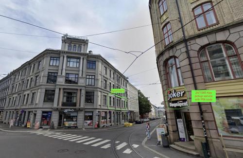 Oslo Apartamento | Classical 3 bedroom, 2 bath, minutes from Royal Palace, Main Shopping Street, Restaurants & Downtown