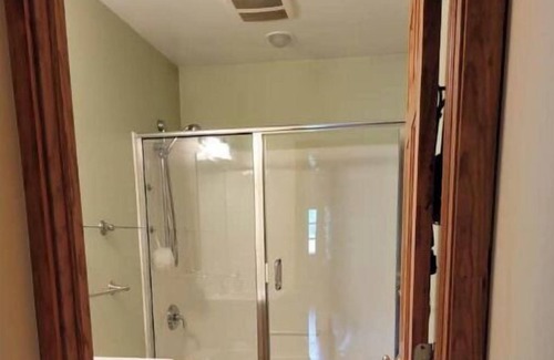 Boscobel Cabina | Classy cabin, private, close to town.