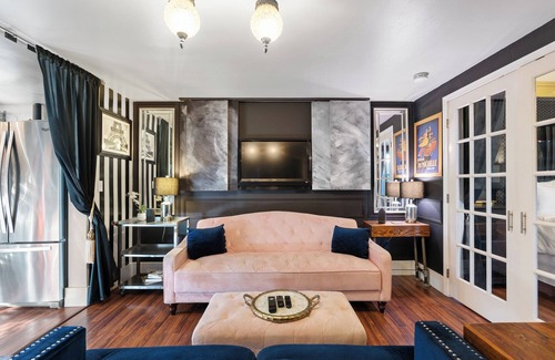 Downtown Vancouver Apartamento | Classy Couve Walkable Downtown Apartment