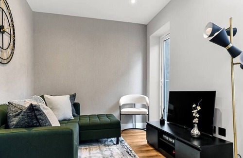 Crofton Park Apartamento | Classy, Cozy 5BD House in London