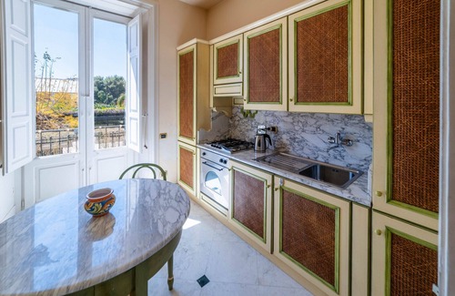 Ognina Apartamento | Classy Etna & Mare Terrace by Wonderful Italy