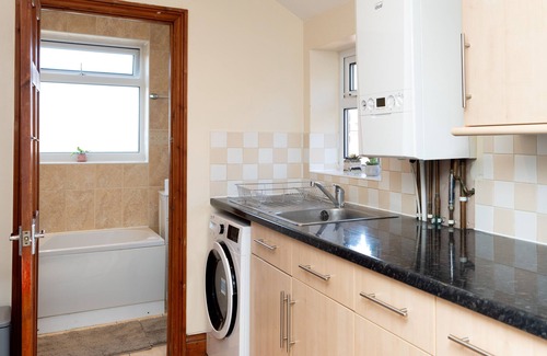 Eastleigh Apartamento | Classy Home near Southampton Airport -Free parking