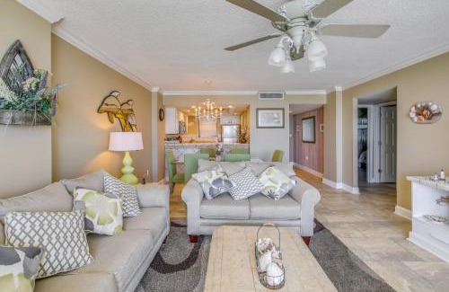 Arcadian Shores Apartamento | Classy Oceanfront Myrtle Beach Condo!