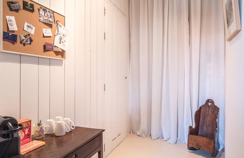Binnenstad Apartamento | Classy Room 17th Century Canal House