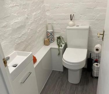 Exmouth Casa | Classy two bed home - close to town centre & beach