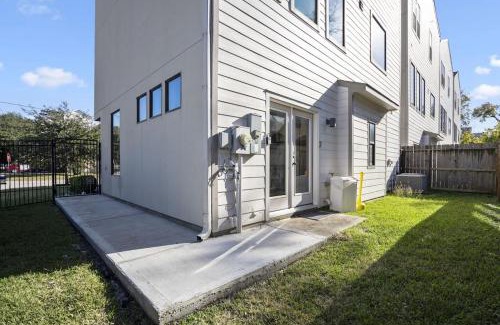 East Downtown Houston Apartamento | Clay Studio in the heart of EADO