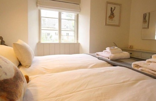 Barnsley Cabaña | Claypot Cottage