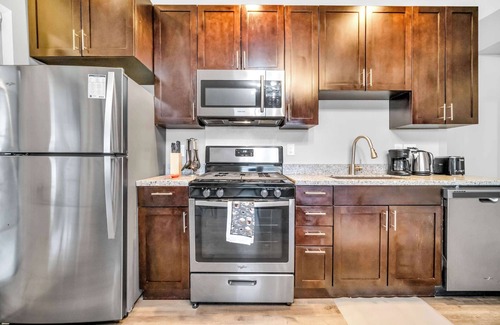 Hough Apartamento | Cle Suites 2BR/1BA | 5 min Walk to Cle Clinic #8