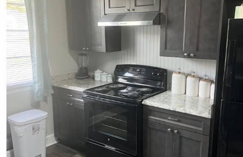 Valdosta Casa | Clean 2BR 1Bath Duplex in the Heart of Valdosta