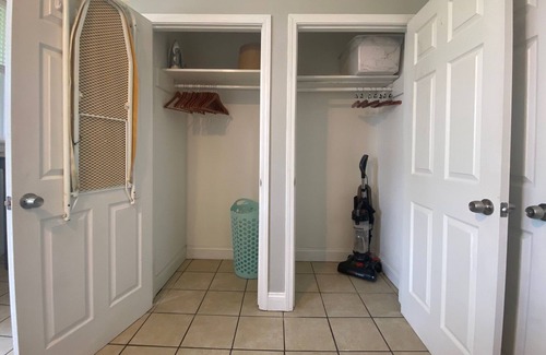 Southwest Garden Apartamento | Clean 2nd floor 1 Bedroom apartment 10 minutes from medical campus