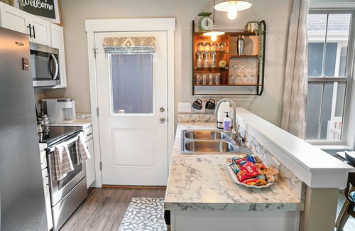 Billings Cabaña | Clean 3-bed, 2-bath cottage with neighborhood amenities in the heart of Billings