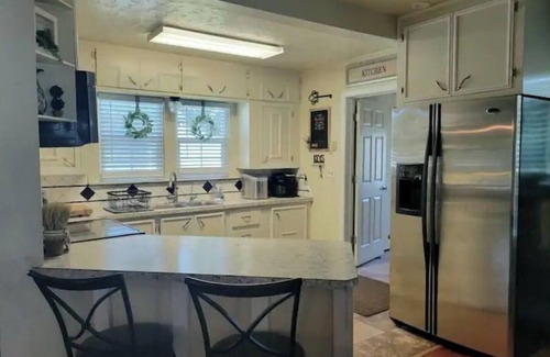 Rupert Casa | Clean and cozy 3 bdrm one bath home in the heart of Rupert.