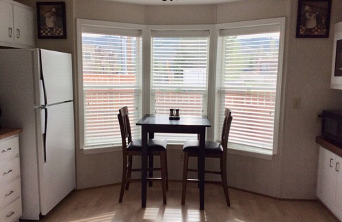 Stanley Casa | Clean and Cozy Home Away from Home!