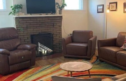 Northside District Casa | Clean and Cozy- Legacy Trail, Dining & Brewery