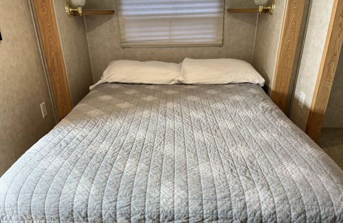 Columbia Casa | Clean and cozy with all the comforts of home!
