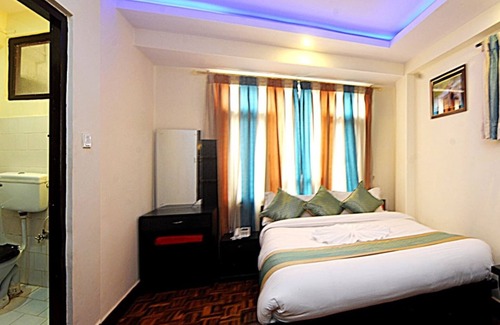 Thimi Casa | villa limpia y verde
