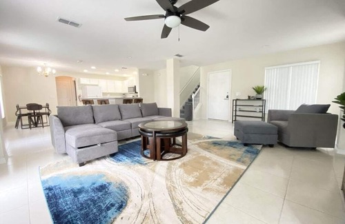 Kissimmee Villa | Clean and serene 4 bedroom 2.5 bath with Pool near Orlando attractions