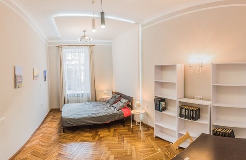 Lviv City Center Apartamento | Clean & bright apartment in the historical center