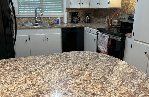 Nacogdoches Casa | Clean & Comfortable Home in the Pines - 3-bedroom, 2-bath home, family-friendly