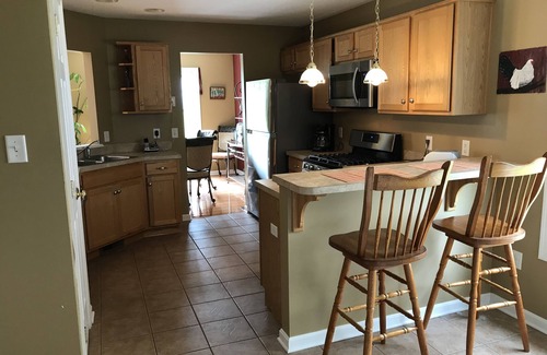 State College Casa | CLEAN COMFORTABLE CONVENIENT