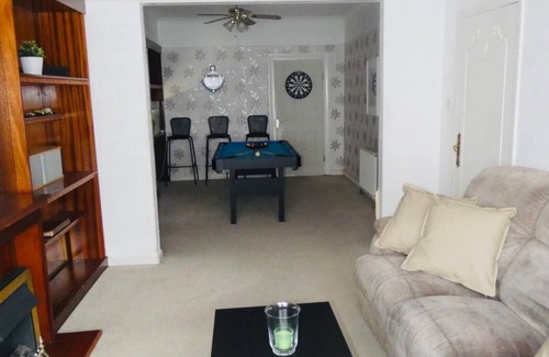 Ashburton Casa | Clean & Cosy 3 Bed House with Free Pvt Parking