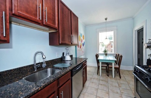 Dilworth Condominio | 2101 Kirkwood #7:Cozy Studio near Dilworth