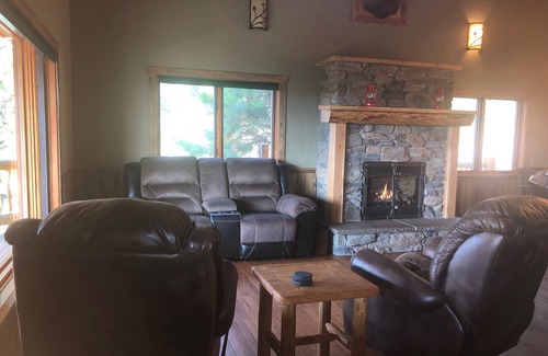 Stevensville Cabina | Clean, @ End-of-the-Road, Peaceful and Relaxing