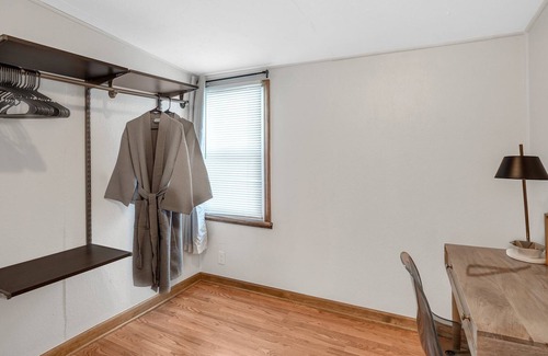Lansing Casa | Clean + Freshly Remodeled Home
